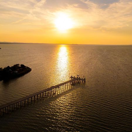 Trasimeno Glamping Resort マジョーネ エクステリア 写真