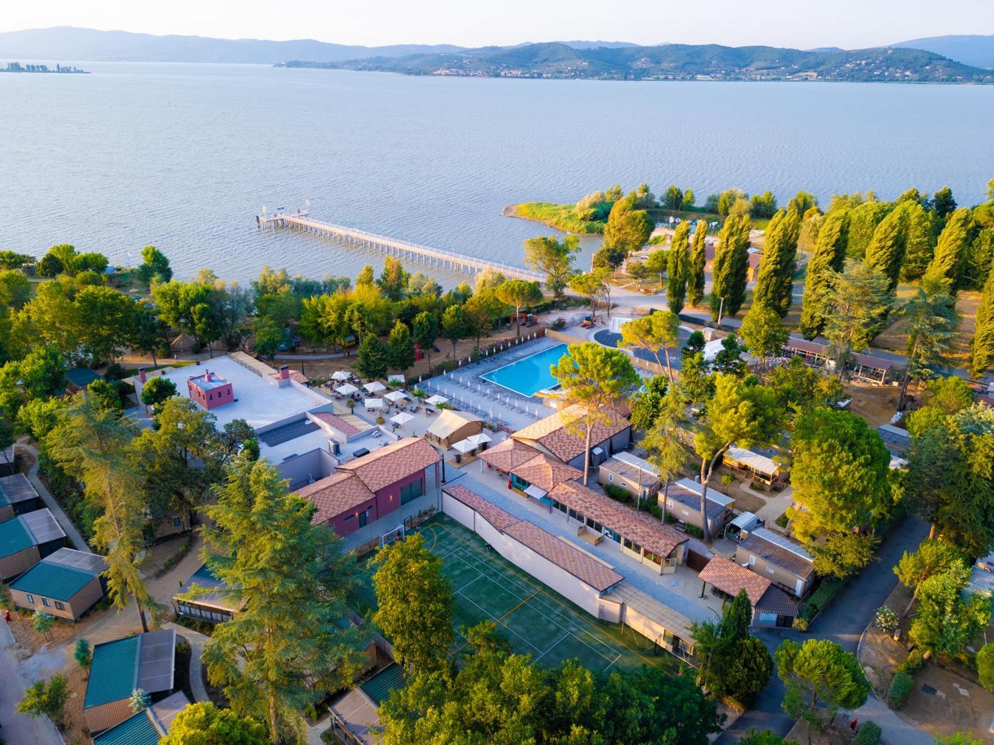 Trasimeno Glamping Resort マジョーネ エクステリア 写真