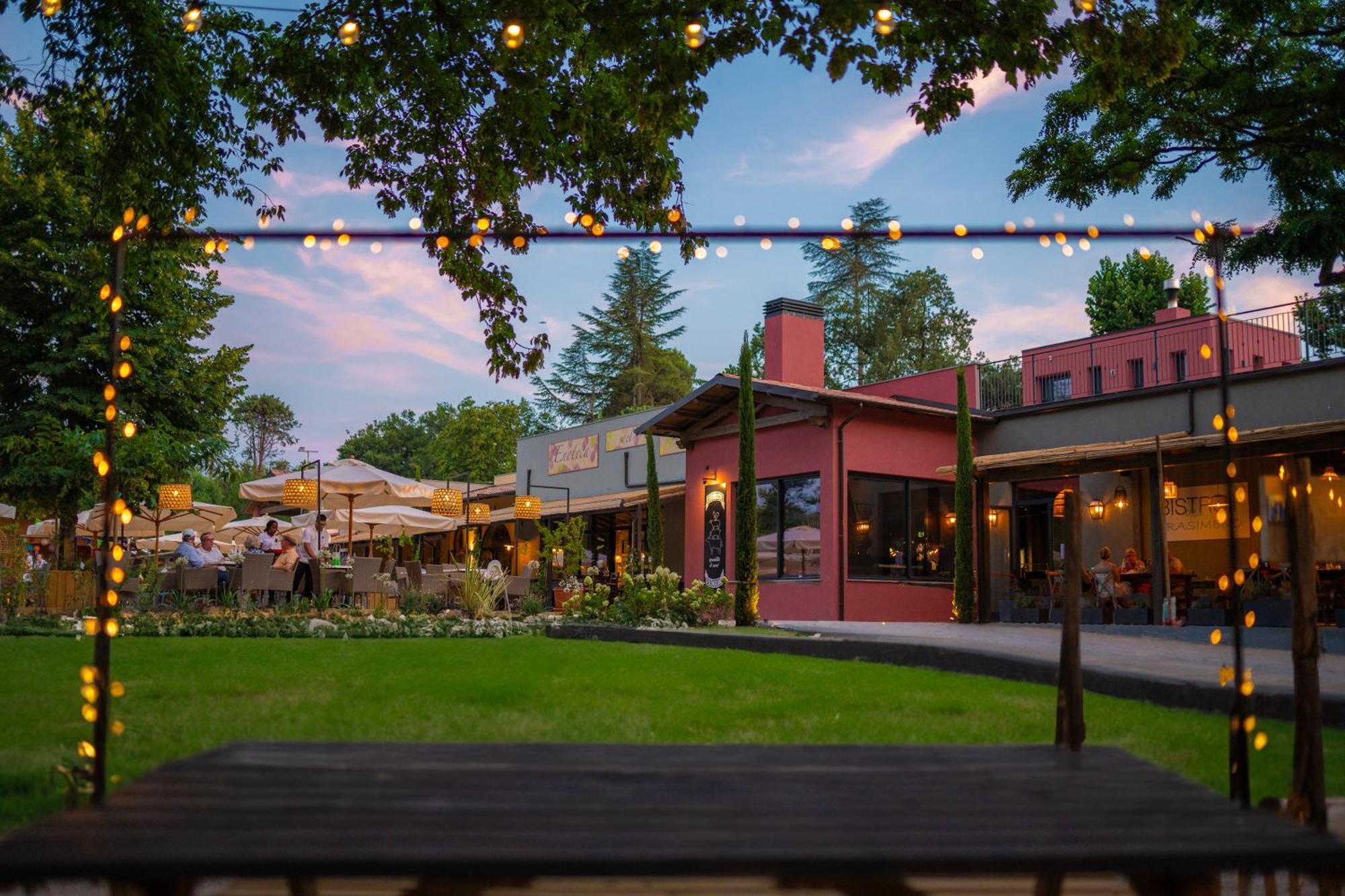 Trasimeno Glamping Resort マジョーネ エクステリア 写真