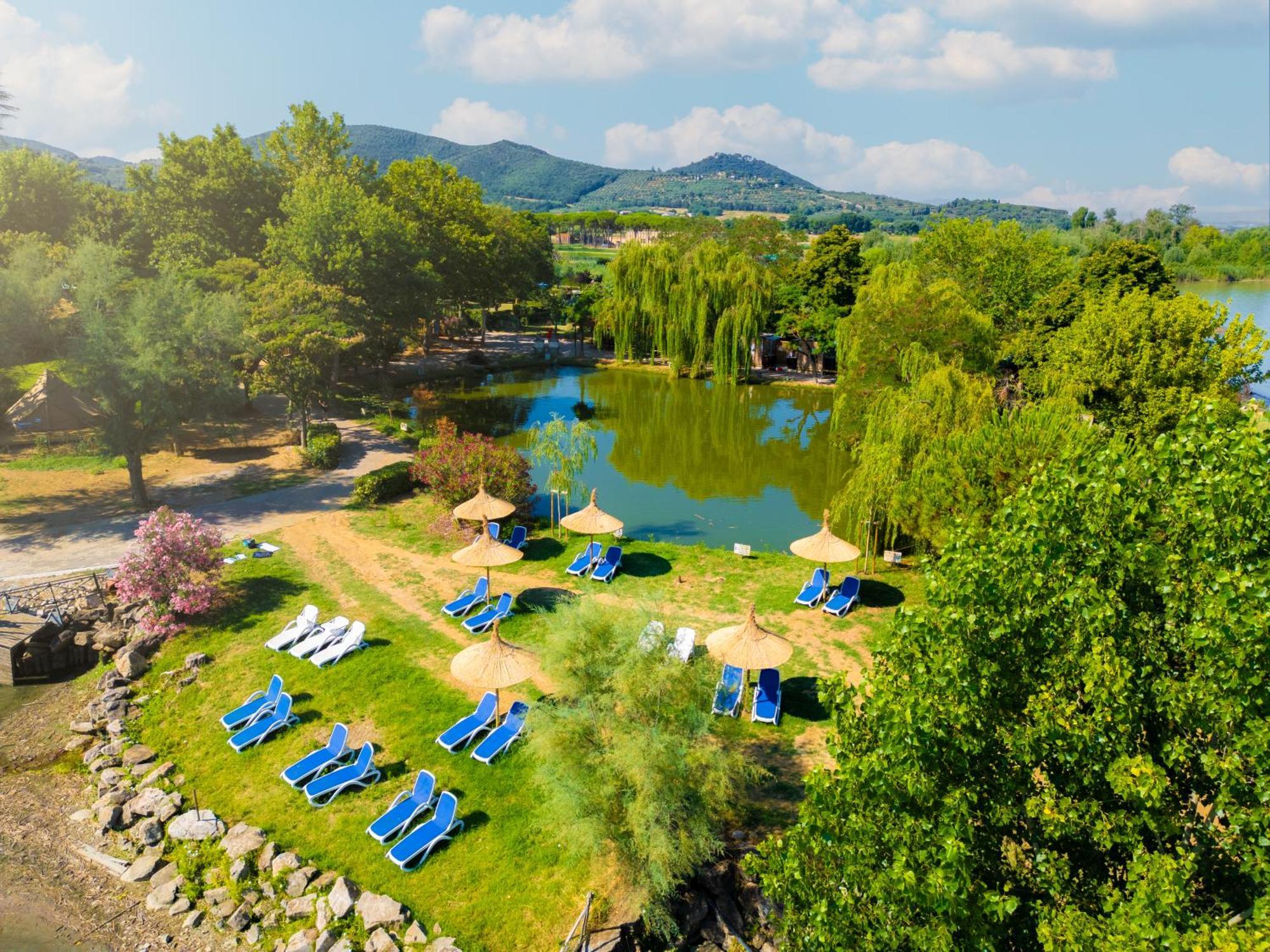Trasimeno Glamping Resort マジョーネ エクステリア 写真