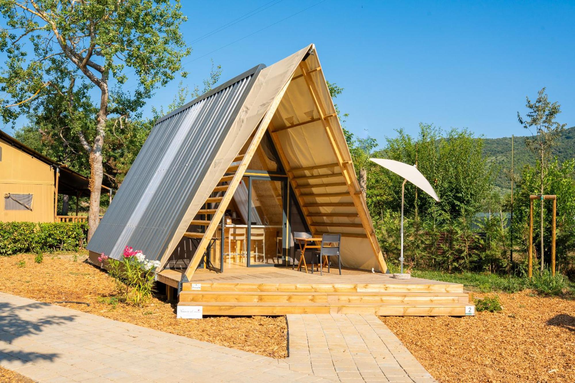 Trasimeno Glamping Resort マジョーネ エクステリア 写真