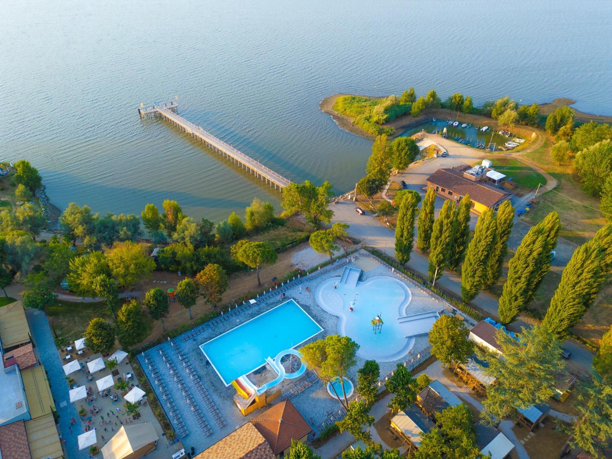 Trasimeno Glamping Resort マジョーネ エクステリア 写真
