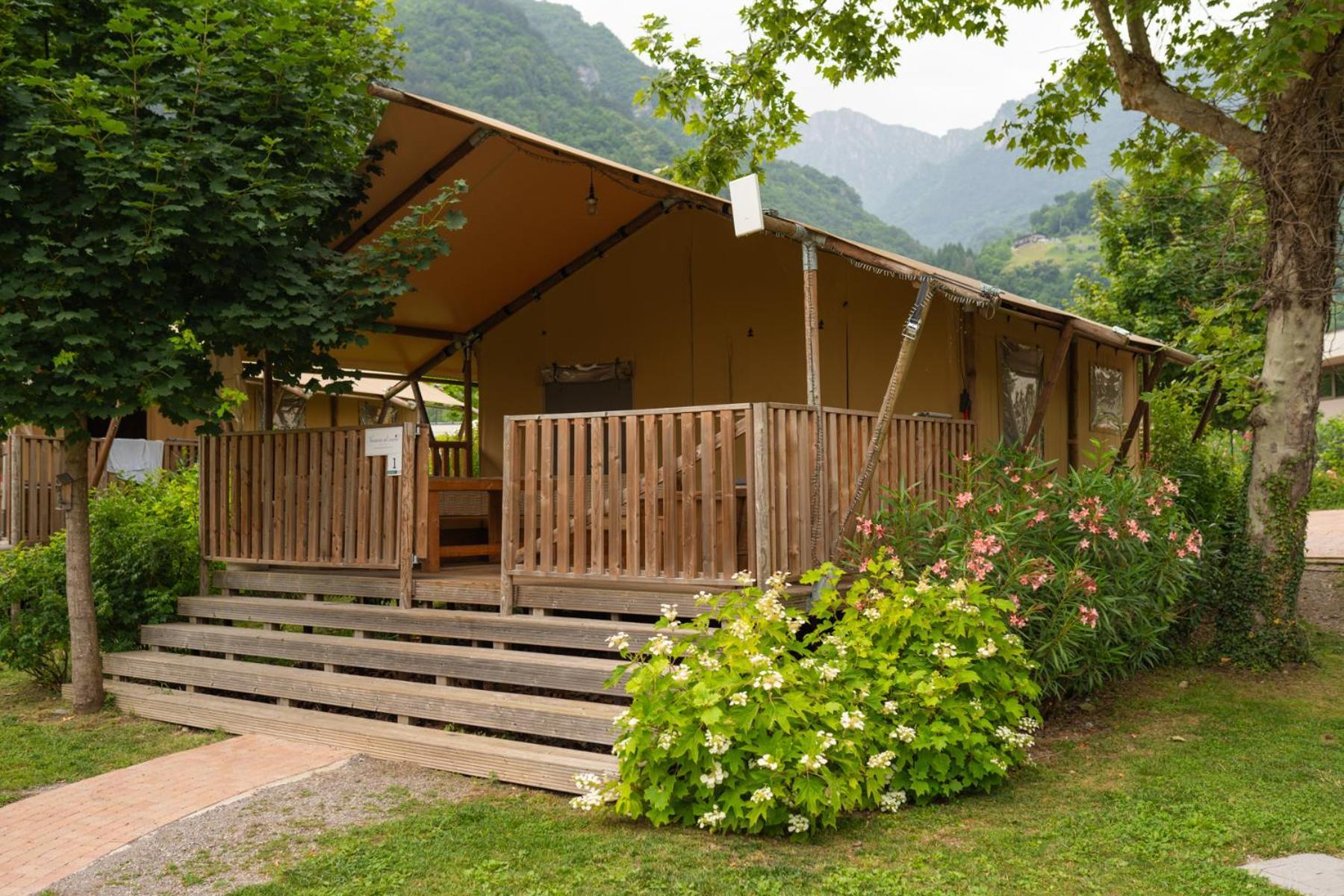 Trasimeno Glamping Resort マジョーネ エクステリア 写真